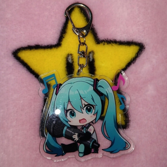 Hatsune miku anime vocaloid keychain - Picture 2 of 2